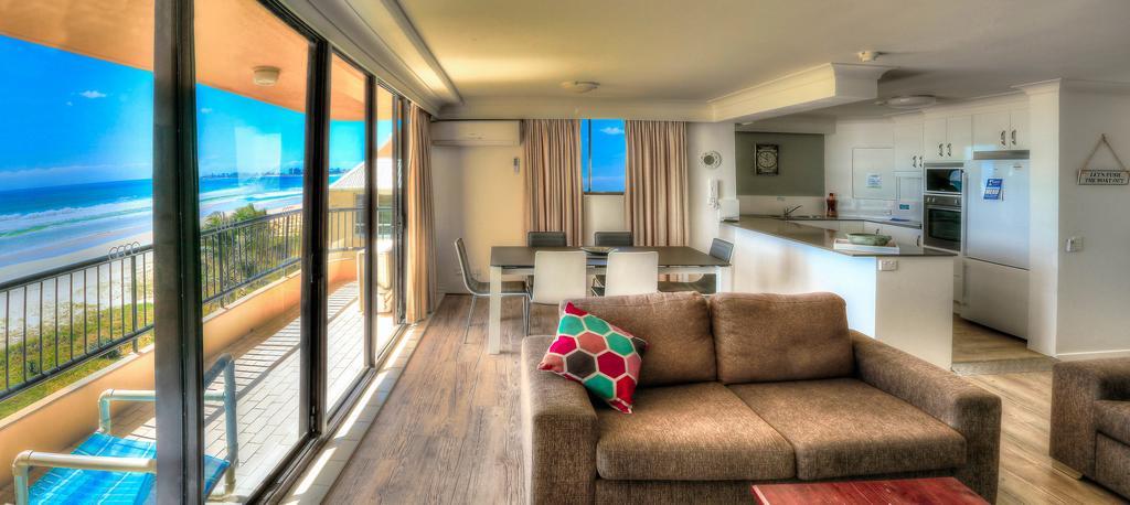 Pelican Sands Beach Resort Guldkusten Exteriör bild